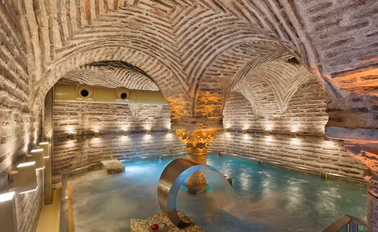 Navitas Spa Cistern